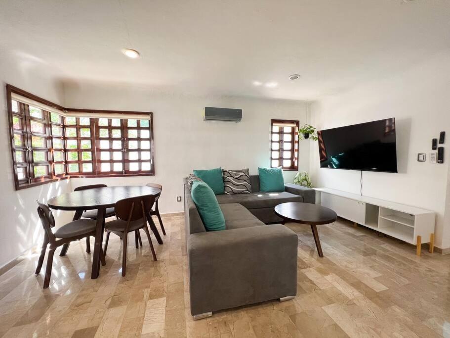 Beautiful Jungle House On A Strategic Location Villa Cancún Exterior foto